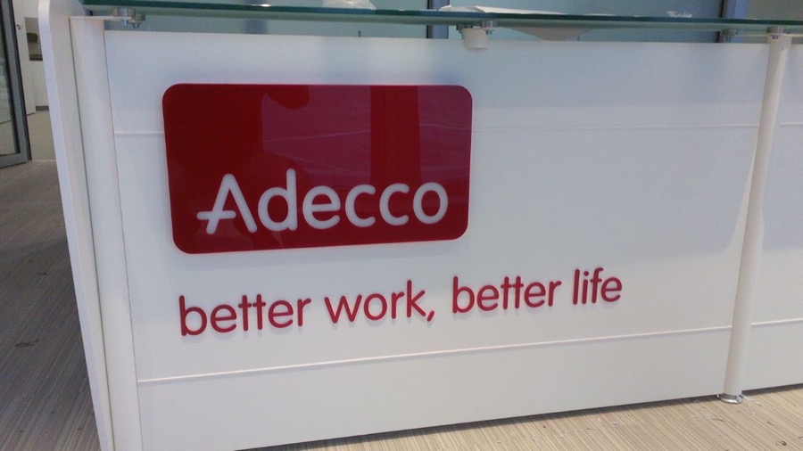 Adecco - Reklamne table